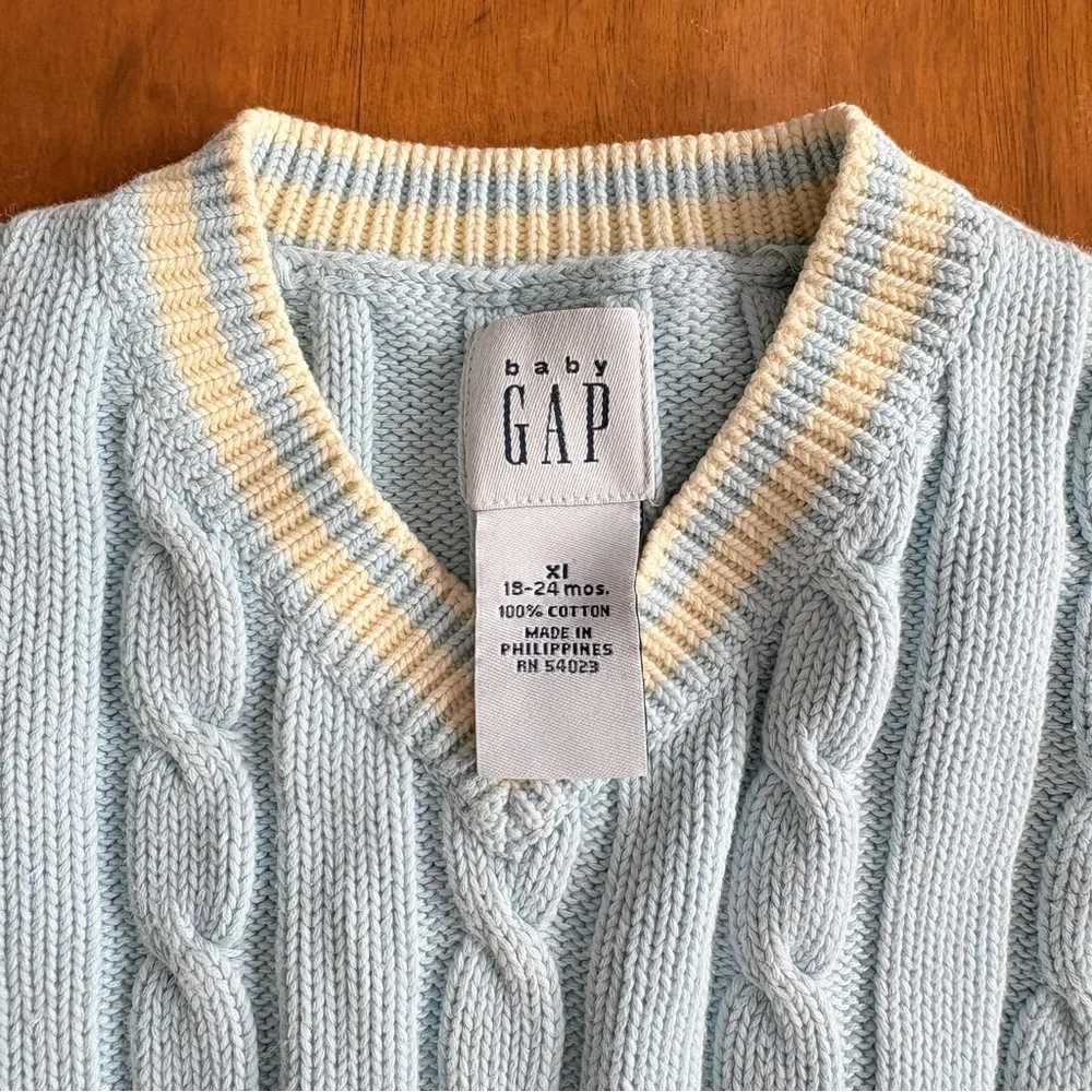 Vintage Kids 2000 Gap Cable Knit Pastle Blue and Yellow Sweater Vest Size 18-24M